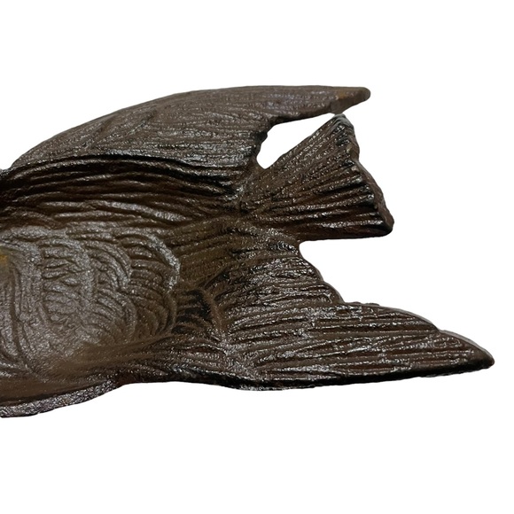 Vintage Cast Iron Ashtrays Sparrow Ornate Detailed Birds Pair Heavy Art Smoking - Picture 7 of 11